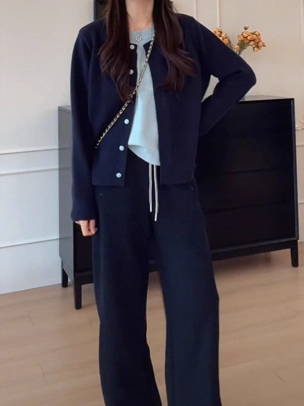 Korean style color-blocked faux two-piece knit women's cardigan, new fall style, oversized, button-up, slimming, loose sweater top.