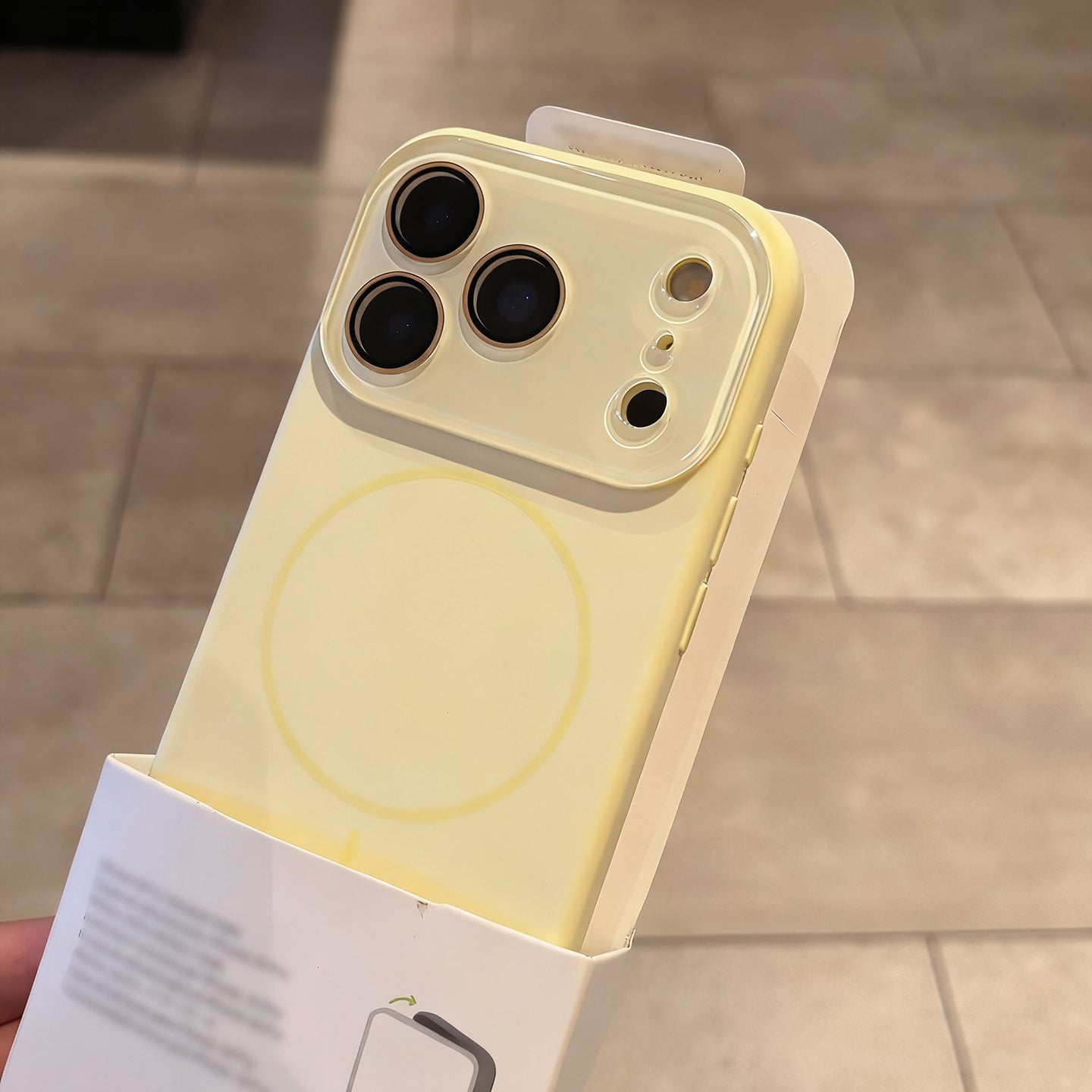 Apple iphone cib telefonu üçün uyğun maye silikon kiçik pəncərə, yeni 17promax yüksək səviyyəli sense 15 maqnit udma ilə 14 linza plyonka düz rəng 13 hər şey daxil düşməyə qarşı 16pro niş kişi və qadın qutusu