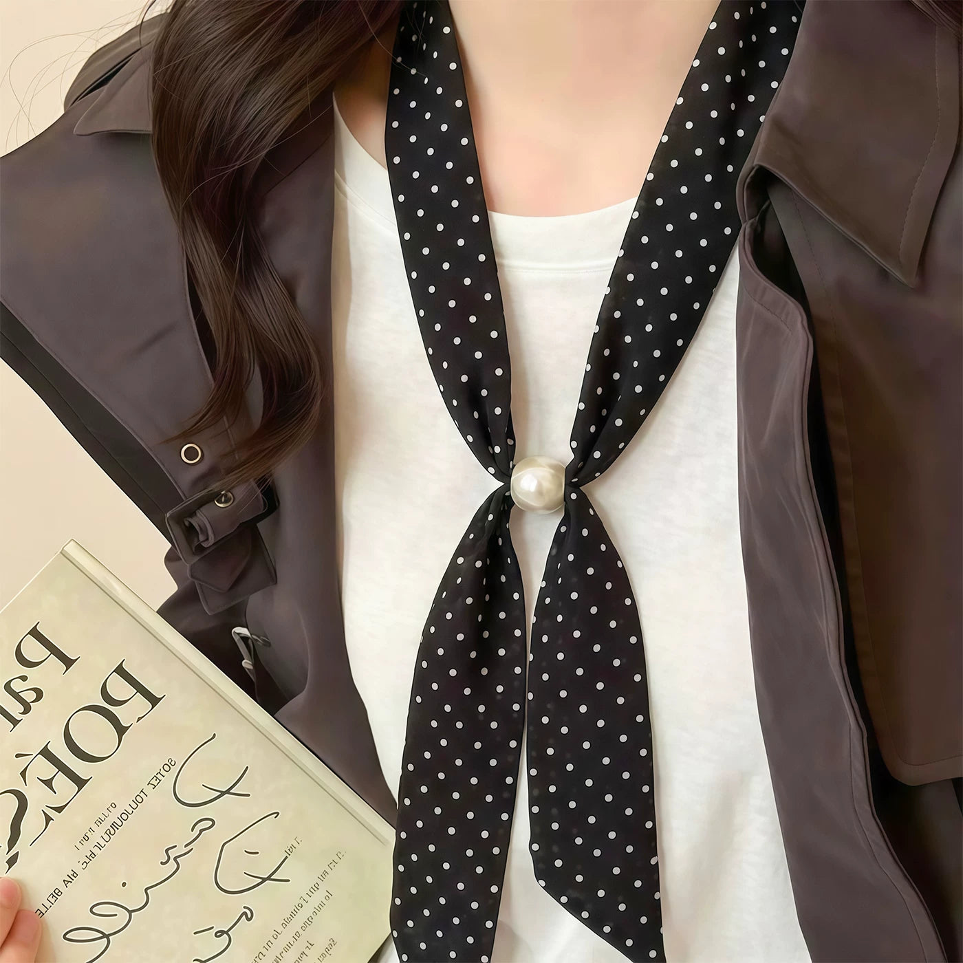 Qadınlar üçün retro polka nöqtəli muncuqlu ipək eşarp 2026 yeni stil boyunlu yüksək səviyyəli atmosfer şərf dəbli və çox yönlü dekorativ yaylıq