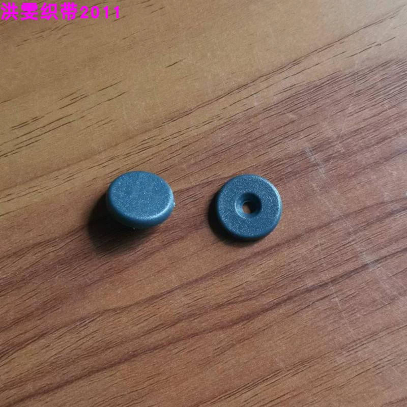 Avtomobil Təhlükəsizlik Kəmərinin Rəngini Dəyişdirən Uyğun Limit Toqqası Yerləşdirmə Tokası Bolt Sürüşməyən Düymə İsti ərimədən Əllə Quraşdırma