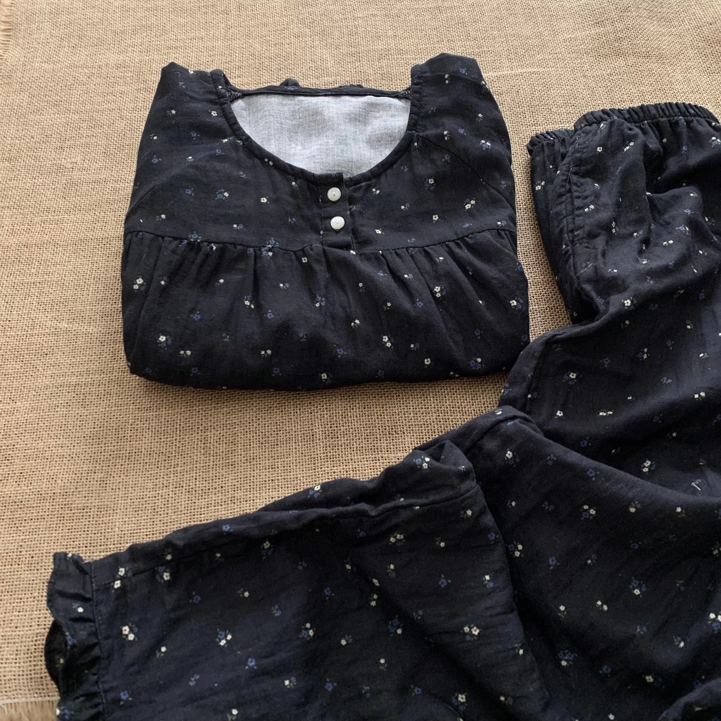 Pambıq köpüklü yaz yuxu çiçəkli pambıq pijama qadınlar üçün yay pambıq ikiqat iplik dəyirmi boyun qısaqol uzunqol kostyum ev geyimi