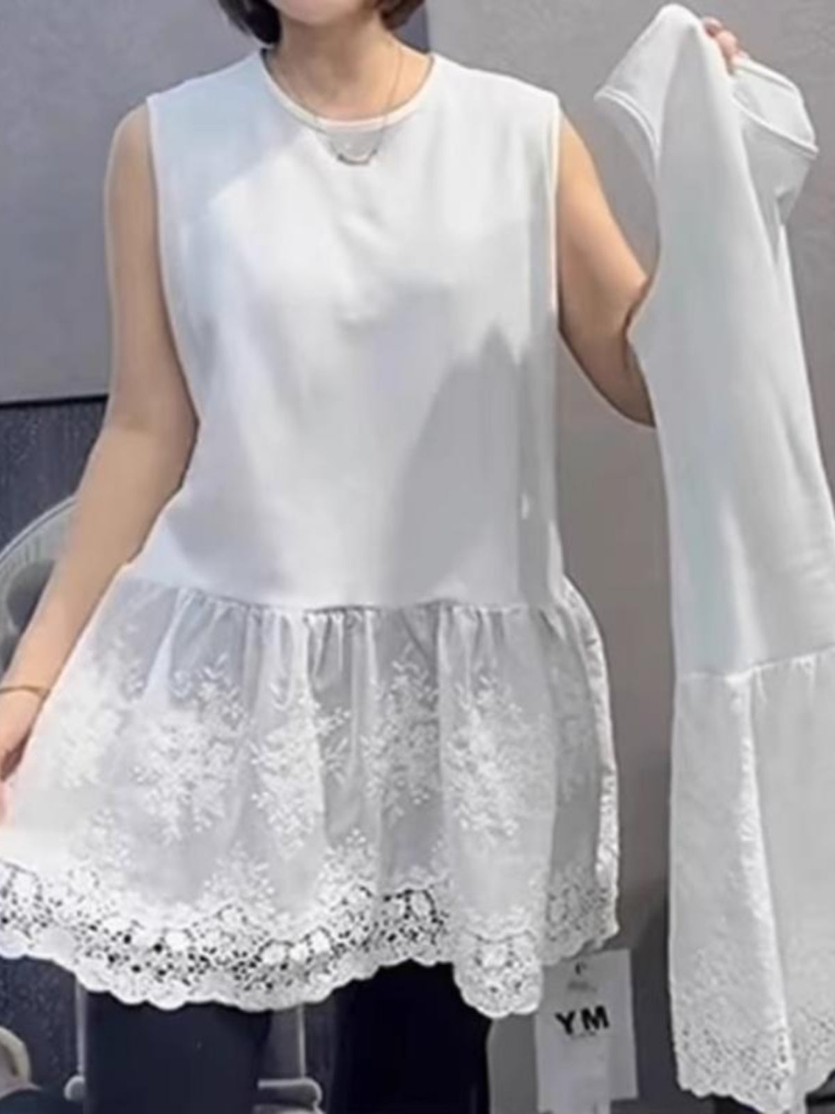 Böyük ölçülü qadın geyimləri, super şirin yeni yaz üslubu, krujeva bəzəkli qolsuz jilet, ətək və geniş ətək, zərif və zərif üslublu top.