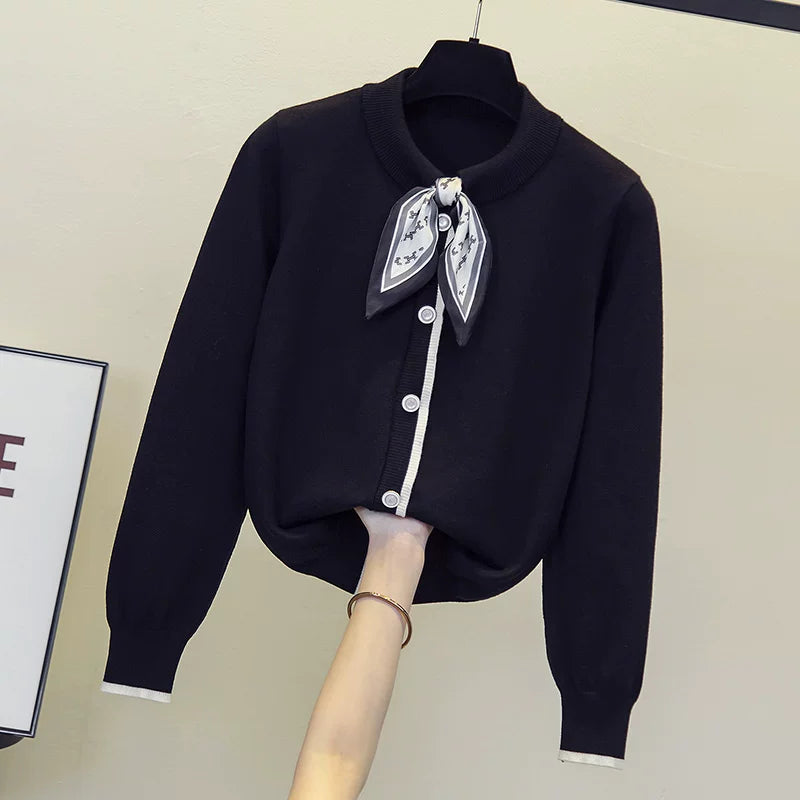 Banded, long-sleeved knit shirt, plus size women's clothing, 2025 fall new fashion, stylish and unique, straight-shouldered, loose sweater.