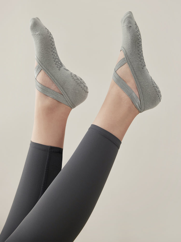 Yoga corabları sürüşməyən peşəkar qadın Pilates 2025 yaz və payız yeni qısa corablar yoga qapalı fitnes xüsusi corabları