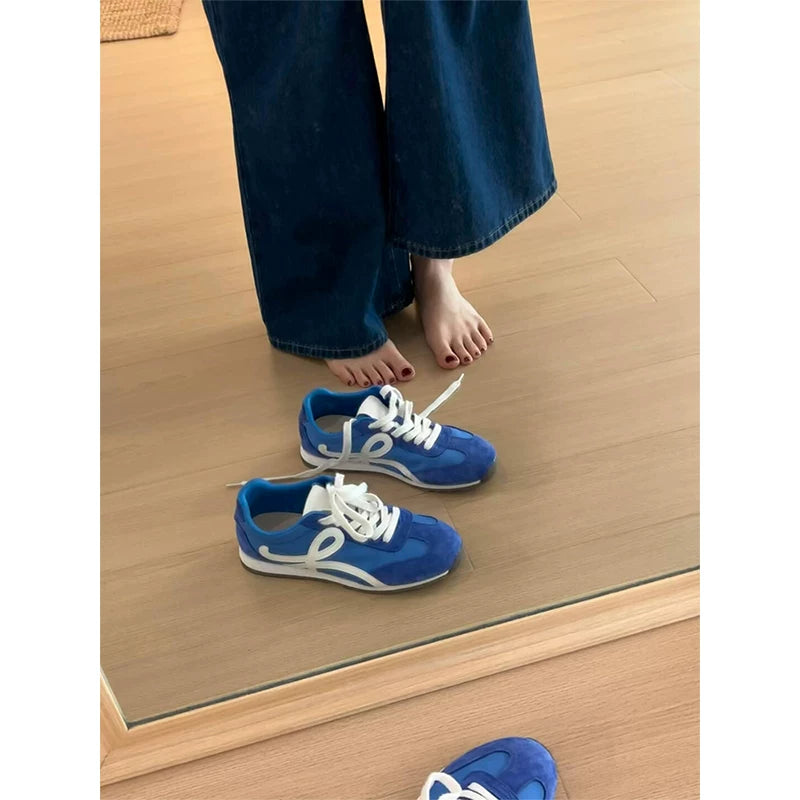 Qadınlar üçün möhtəşəm mavi platformalı Alman məşq ayaqqabıları, retro orijinal dəri, çoxfunksiyalı idman gündəlik ayaqqabıları, rəngli bağcıklı Cornetto ayaqqabıları.