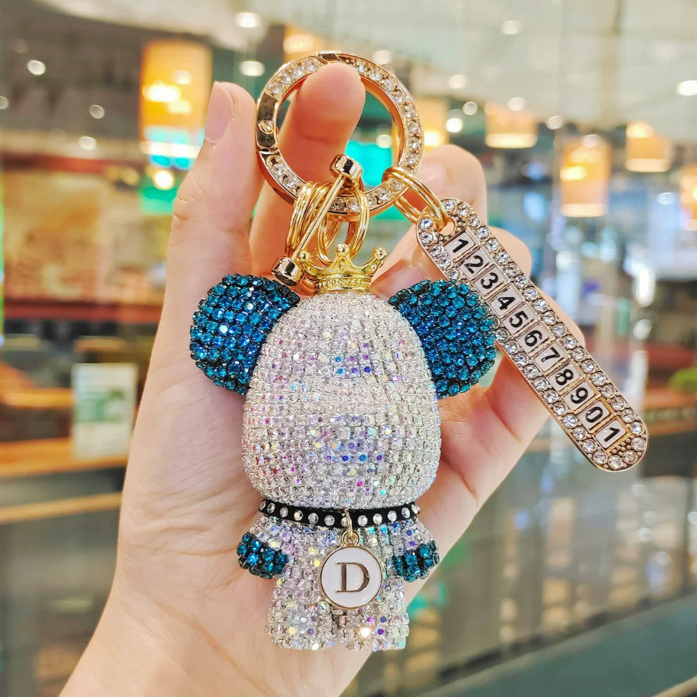 Cartoon full diamond bear-shaped car key chain, creative design, optional diamond-encrusted license plate pendant, anti-loss key chain gift.