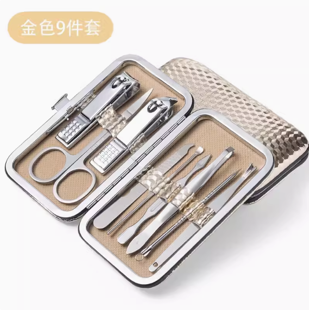 Dırnaq qayçı dəsti, tam dırnaq qayçı dəsti, bucaqlı dırnaq kəlbətini, pedikür alətləri, qulaq təmizləyici alətlər, qulaq çubuqları.