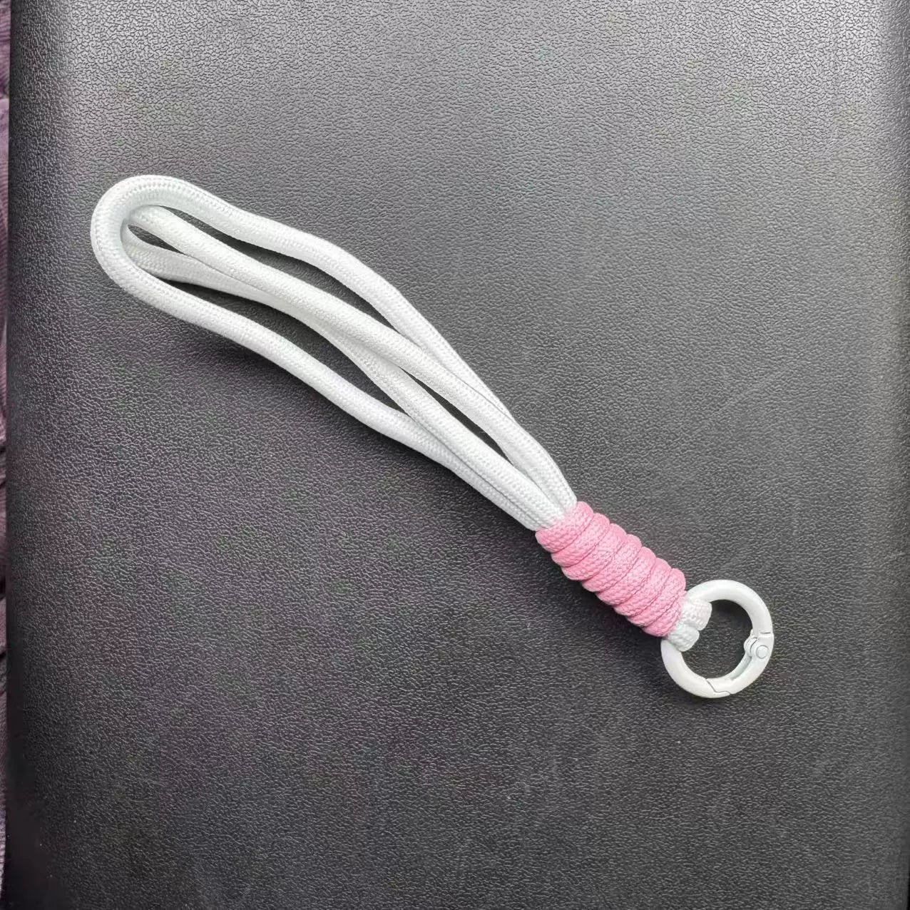 Avtomobil Asma Aksesuarları Pop Mart Arxa Görünüş Güzgüsü Peluş Kukla Düyünlü Toxunma Lanyard Telefon Anahtarlığı Lanyard