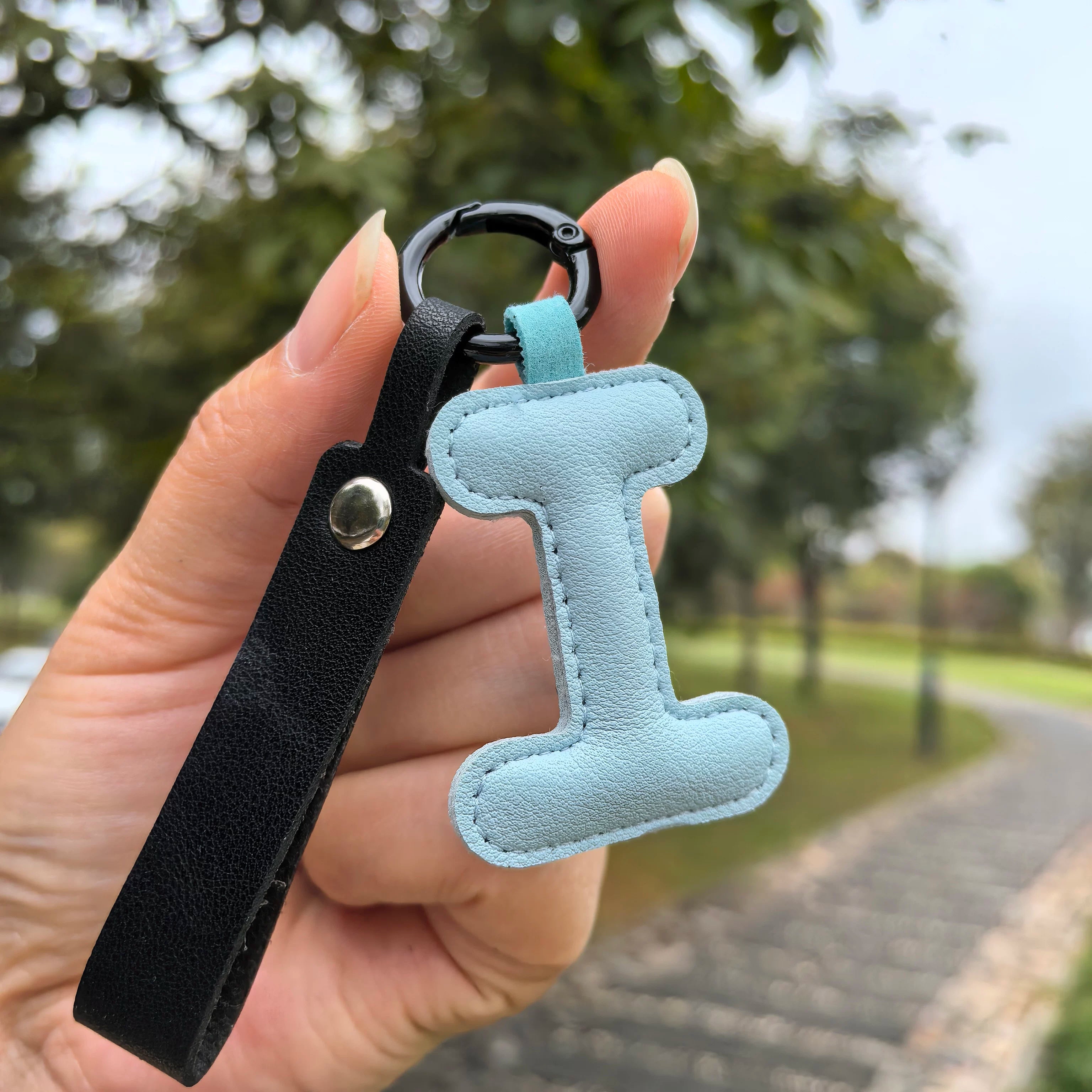 Şokoladlı İngilis hərfli açar zənciri avtomobil açar zənciri çantası aksesuarı mobil telefon cazibəsi ST