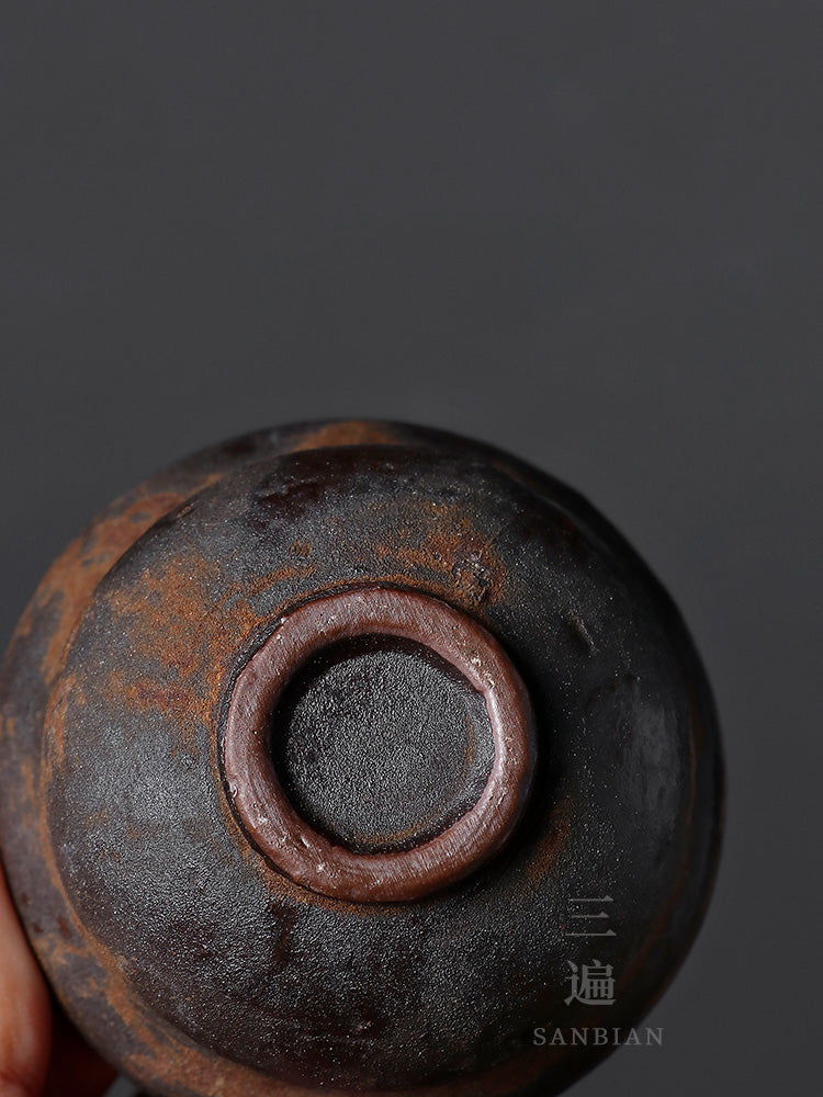 Üç dəfə əl ilə sıxılmış balqabaq çayı stəkanı Jingdezhen Wabi-sabi kvadrat stəkan Şino qabı çay fincanı yaradıcı daşdan hazırlanmış çay dəsti tək stəkan