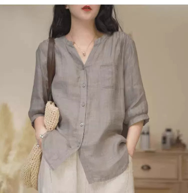 Düz rəngli V-yaxalı rami köynək, yeni yay stili, böyük ölçü, geniş forma, qarnını gizlədir, qolların dörddə üçü, dəbli top.