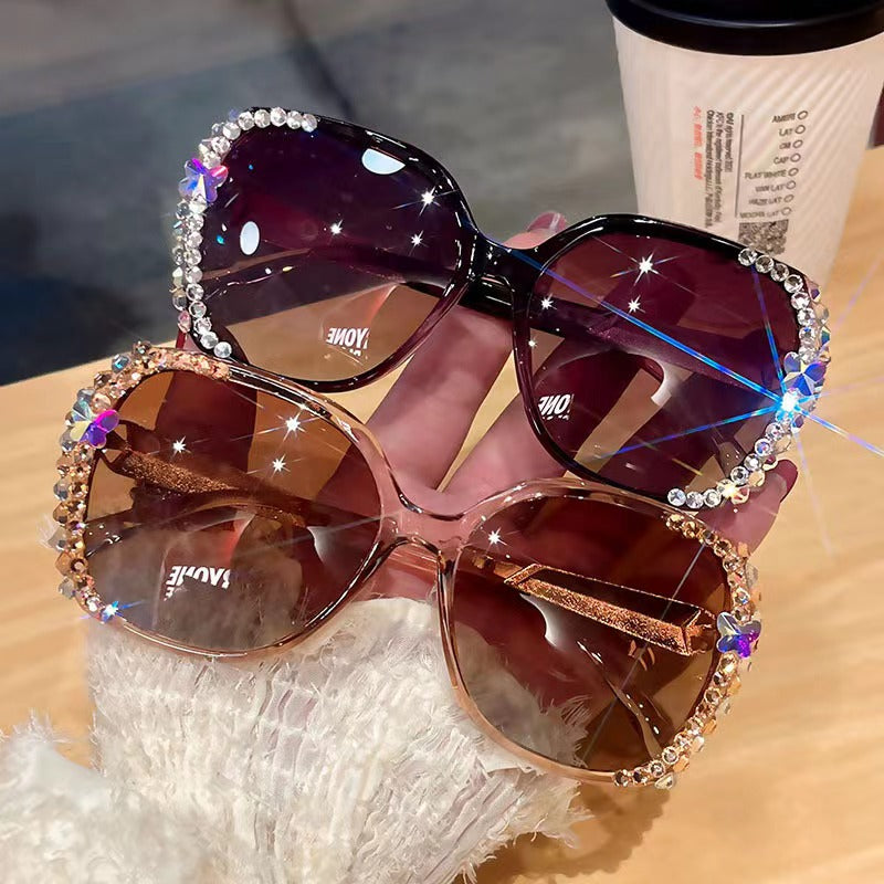 Qadınlar üçün yeni üslublu rhinestone qütblü günəş eynəkləri, ins günəşdən qoruyan və anti-UV gün eynəkləri, fərdiləşdirilmiş qadınların böyük üzü, brilyantlarla arıqlayan