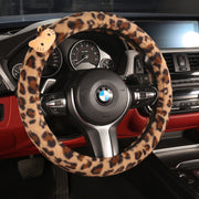 New winter plush car steering wheel cover, warm, heated, protective, cute cartoon, non-slip and sweat-absorbent.
