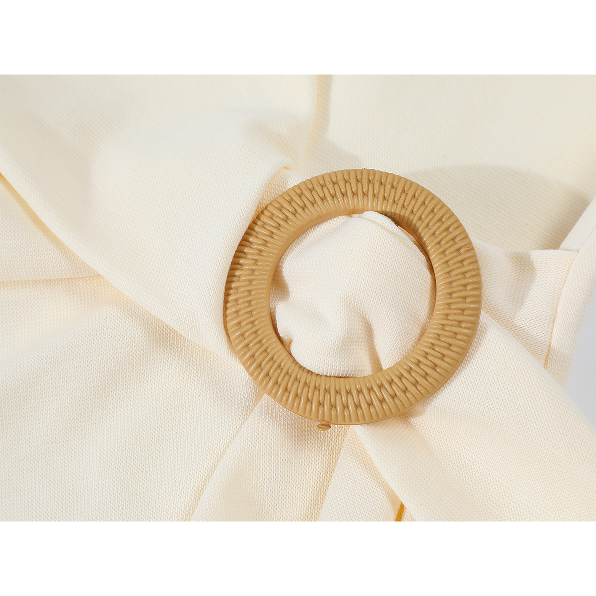 Cholisa-nın dəbli və unikal, belini sıxan dizaynlı, Koreya üslubunda, gənc və yaraşıqlı, qısaqol super şirin qadın yay futbolkası.