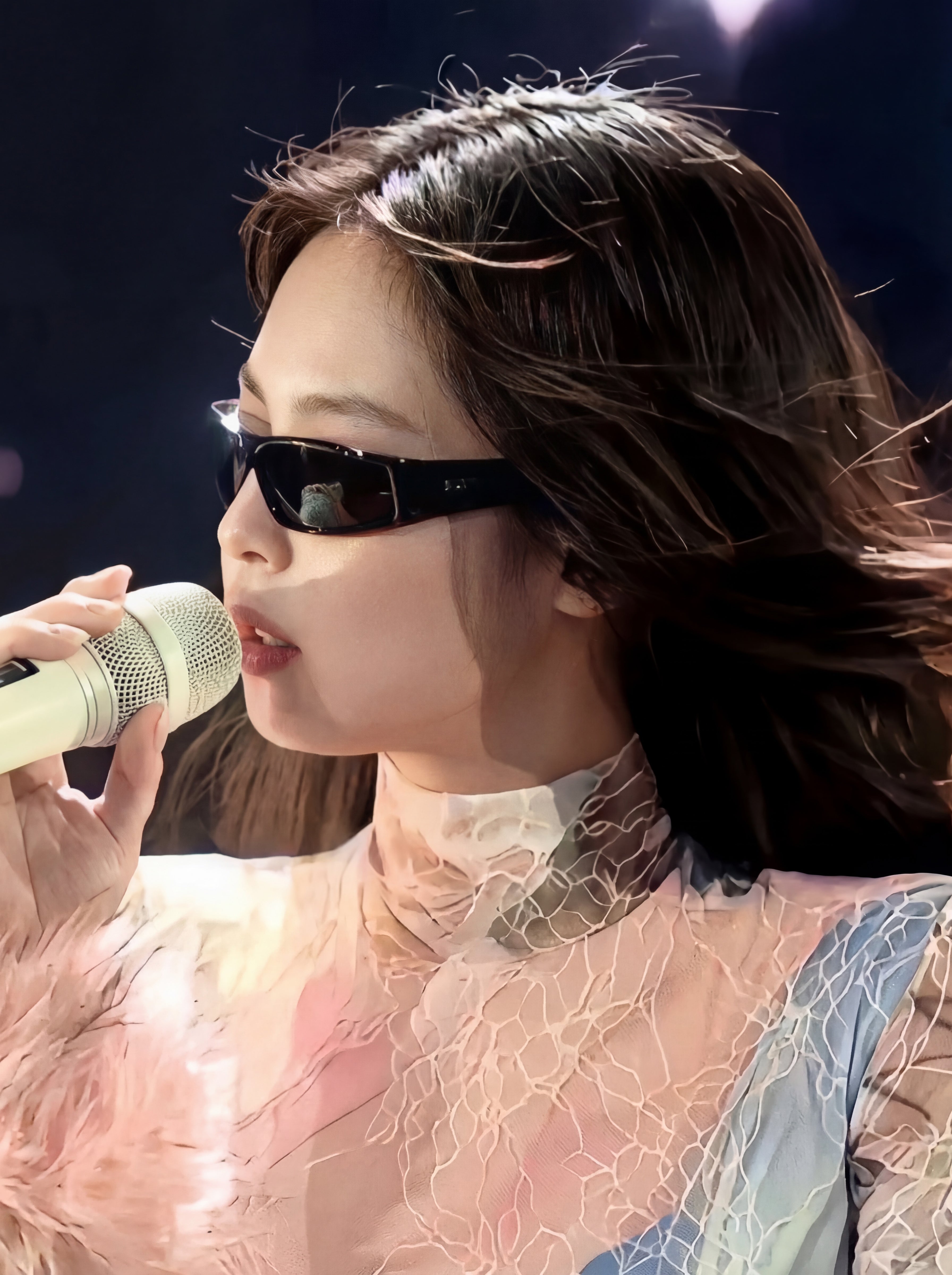 404 mağazası Jennie'nin qadınlar üçün konsert üslublu günəş eynəyi, moda retro Avropa və Amerika Y2K yüksək səviyyəli günəş eynəkləri, dəbli