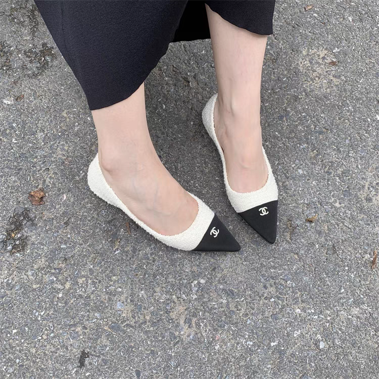 2024 Spring/Autumn New Korean Style Pointed Toe Rhinestone Buckle Soft Sole Comfortable Color Block Elegant Work Women's Low-Cut Single Shoes