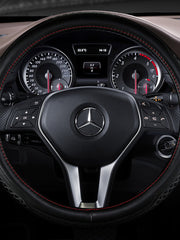 Köhnə Mercedes-Benz E300L, E260L, E200L, C180, C200, S-Class və R320 modelləri üçün dəri sükan örtüyü.