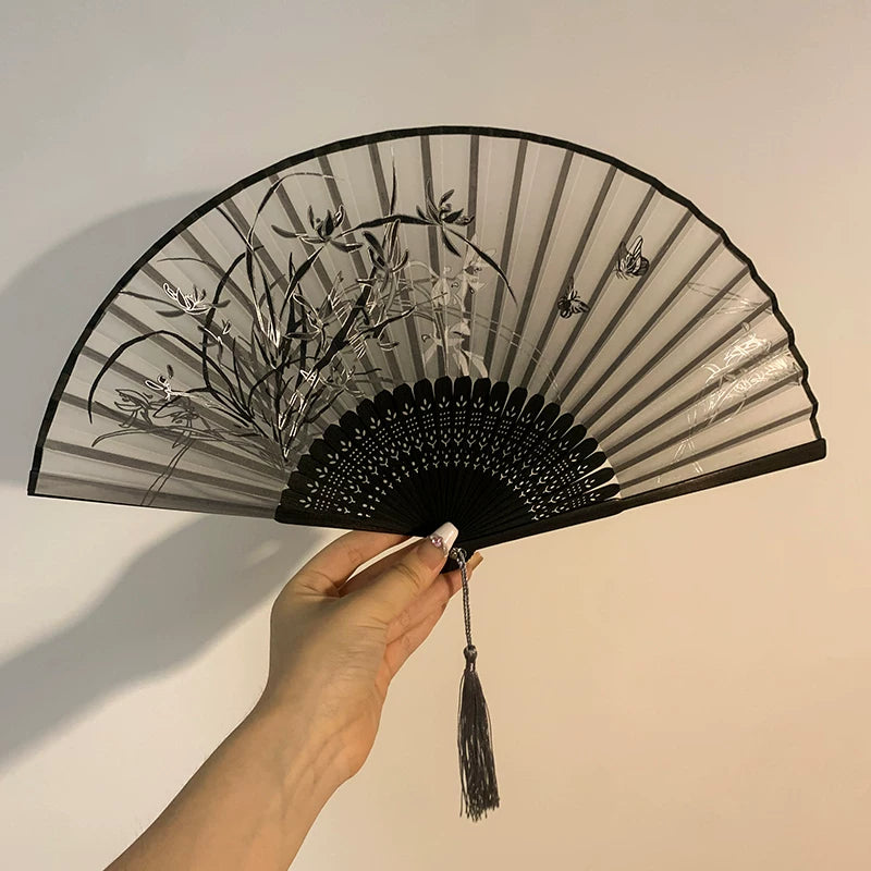 Çin üslubunda qara mürəkkəb rəsm cheongsam fanatı portativ yay antik Çin üslubunda qotaz qatlanan fan portativ Hanfu bambuk fanatı