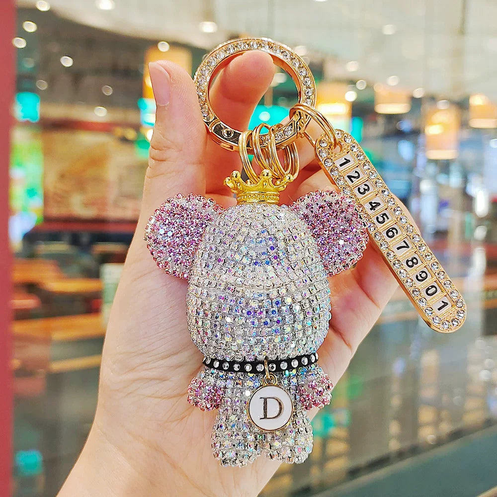 Cartoon full diamond bear-shaped car key chain, creative design, optional diamond-encrusted license plate pendant, anti-loss key chain gift.