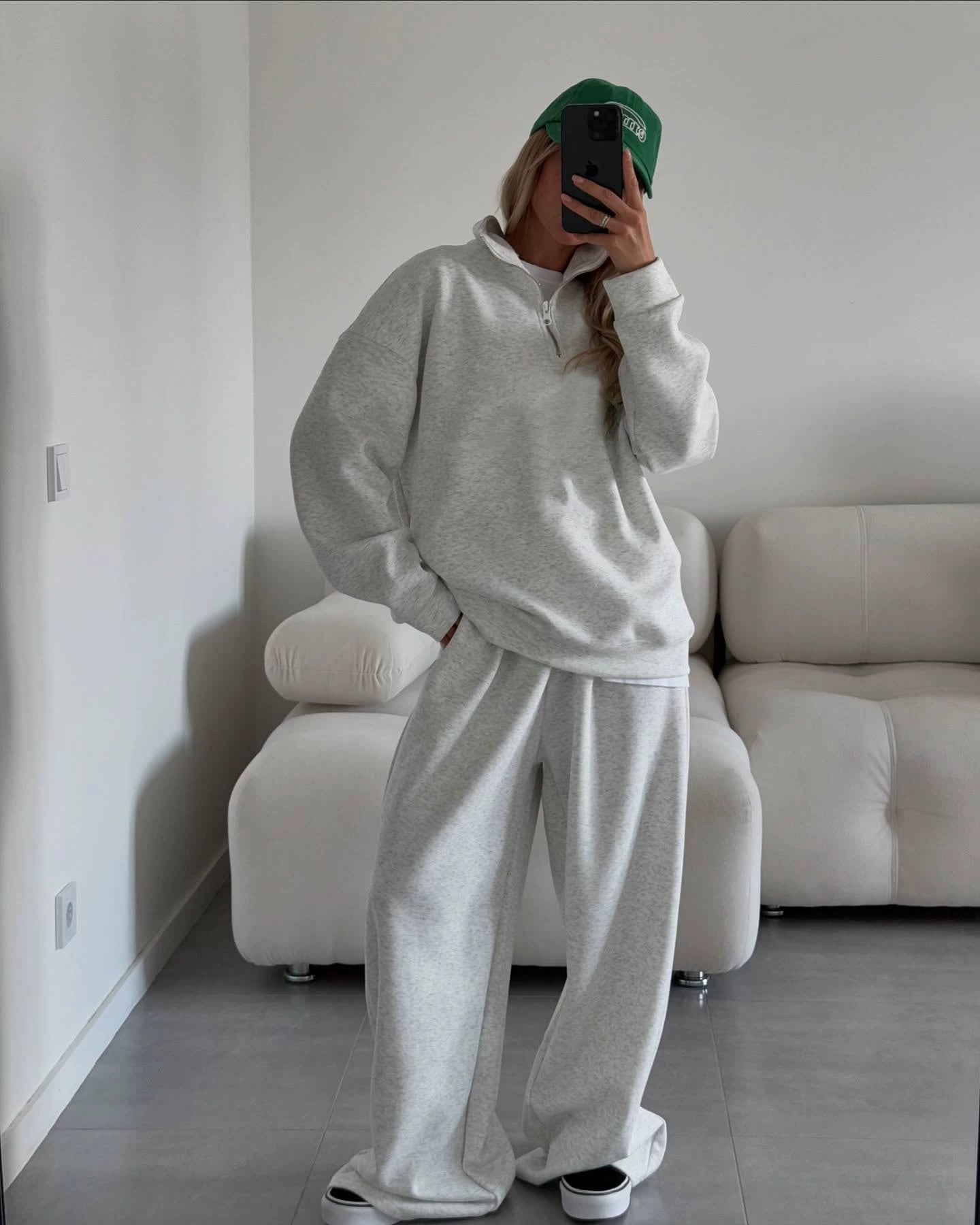 European and American style loose, half-zip shirt and pants set