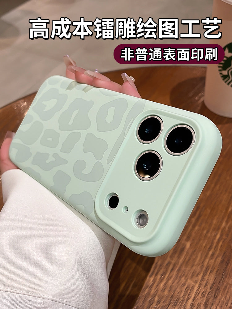 Yeni lazerlə həkk olunmuş bəbir naxışı iphone16promax cib telefonu qutusu Apple 17pro yeni maye silikon inteqrasiya olunmuş foto düyməsi ip17 seriyalı obyektiv hər şey daxil olmaqla yıxılmağa qarşı qoruyucu örtük qabığı