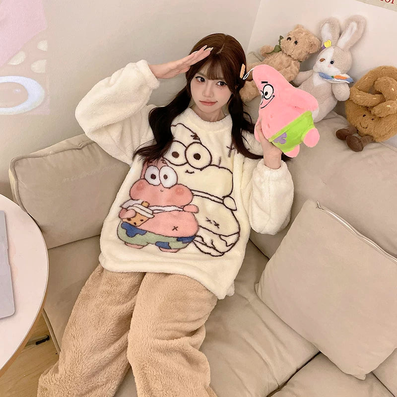Cizgi filmi boz və qara pişik qış yeni mərcan yunlu pijama qadın yun astarlı və qalınlaşmış tələbə flanel ev geyimi xarici geyimlər