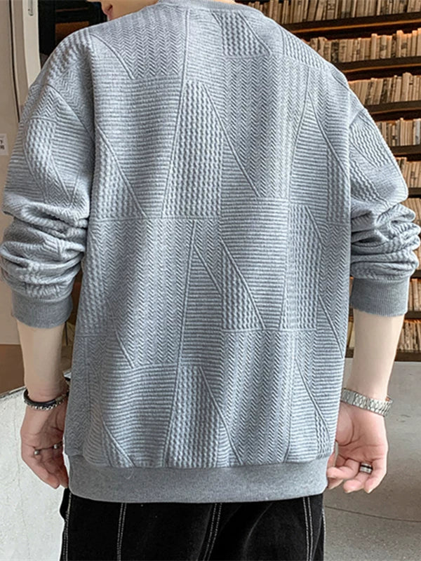 Endirimli satışlar, sərfəli qiymətlər, markalı kişilər üçün uzunqol futbolkalar, dəbli vafli toxunmuş sviterlər və digər idxal olunmuş kişi geyimləri.