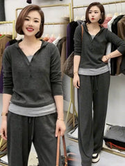 Women's Daily Sports Suit Set, Spring and Autumn 2025 New Style, Middle-Aged Mothers' Clothing, Age-Reducing Fashionable Sweater and Wide-Leg Pants Two-Piece Set