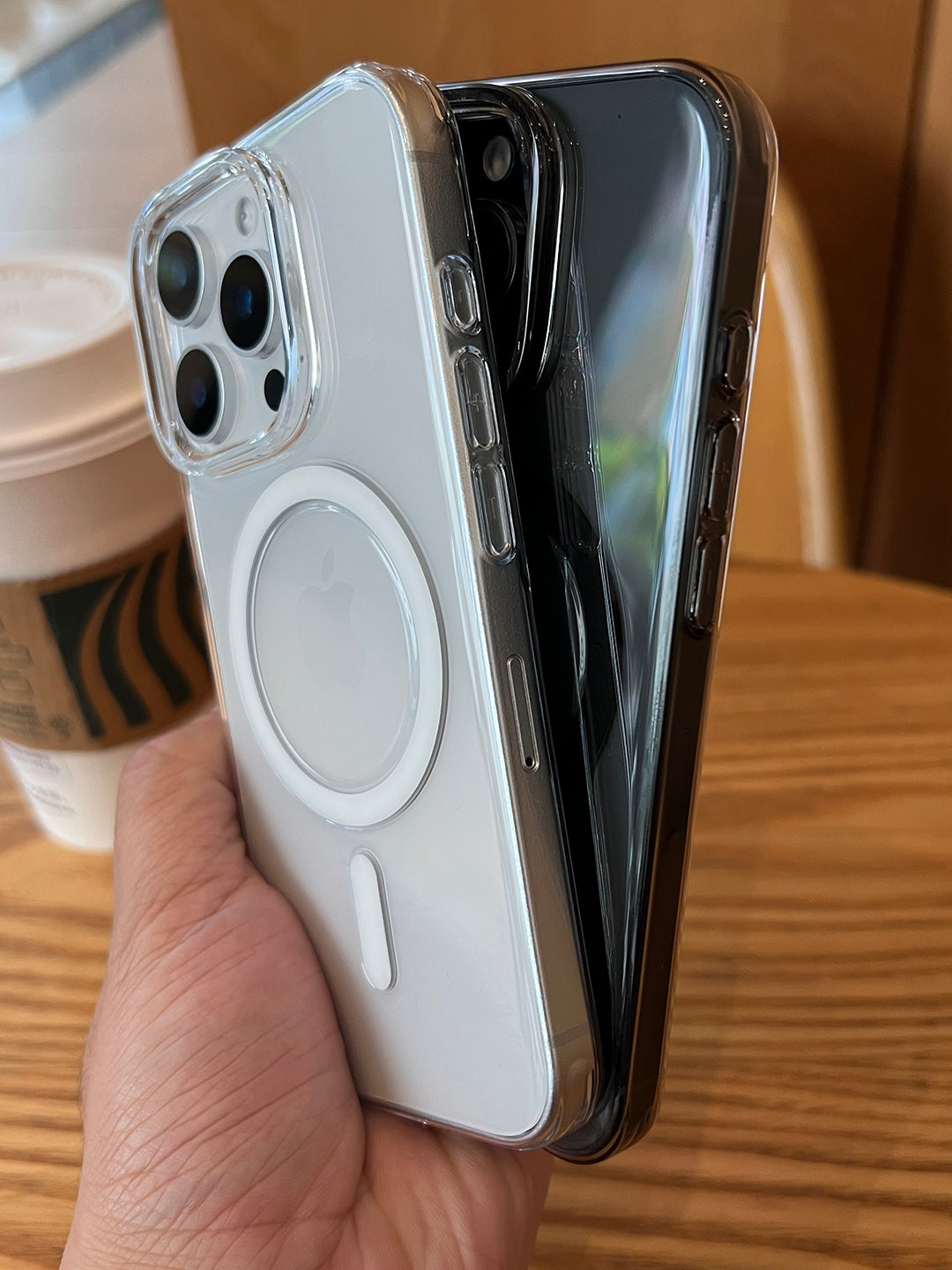 Sararmaq asan olmayan və Apple 16promax maqnit cib telefonu qutusu kamera düyməsi üçün uyğun olan şəffaf sərt çanta hamısı bir yerdə iPhone 15promax qoruyucu qutu 17 sadə yüksək dəqiqlikli MagSafe ultra nazik