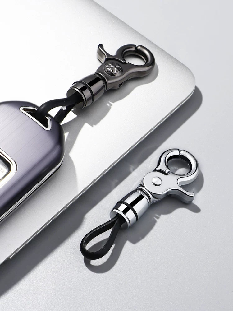 High-end car key chain for men, simple universal combination, convenient key chain, anti-lost necklace buckle