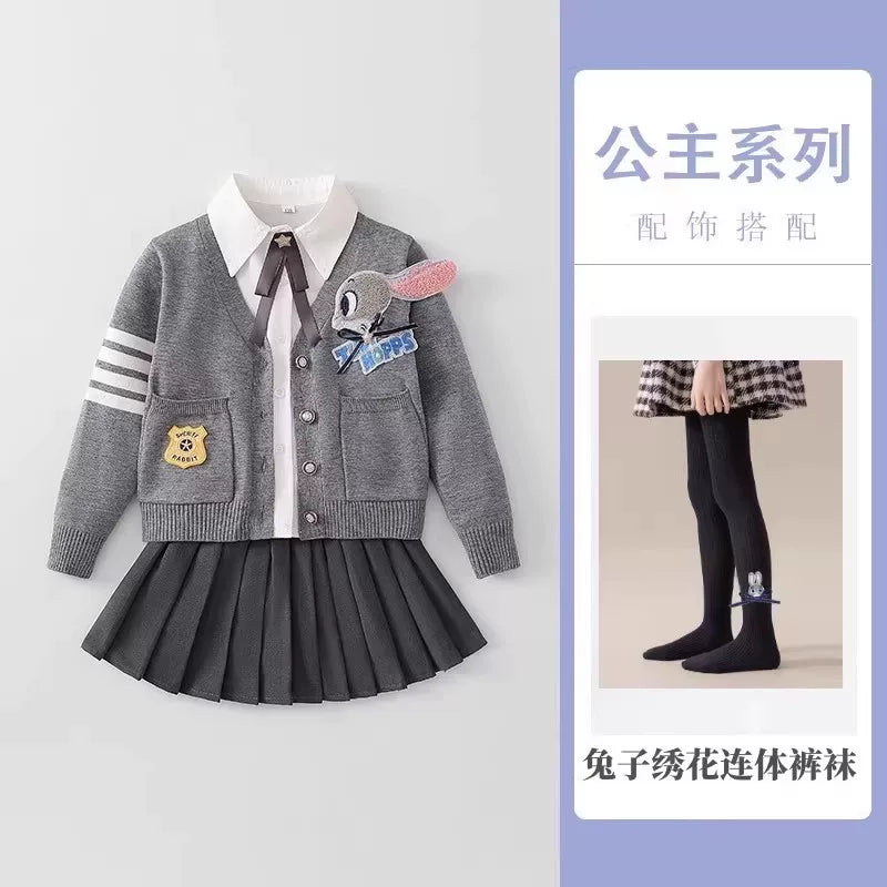 Yeni payız üslubunda qızlar üçün dovşan polis məmuru sviteri üç hissəli dəst, JK ətəyi, dəbli payız və qış uşaq ad günü geyimləri