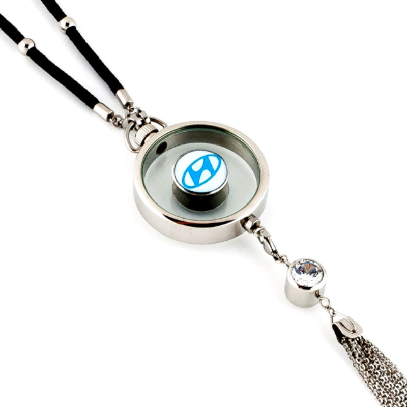 Avtomobil Ətri Avtomobil Asma Metal Qoruyucu Talisman Asma Dekorasiya Yüksək səviyyəli Avtomobil Loqosu Avtomobil Asma Efir Yağı Aromaterapiya Kulonu