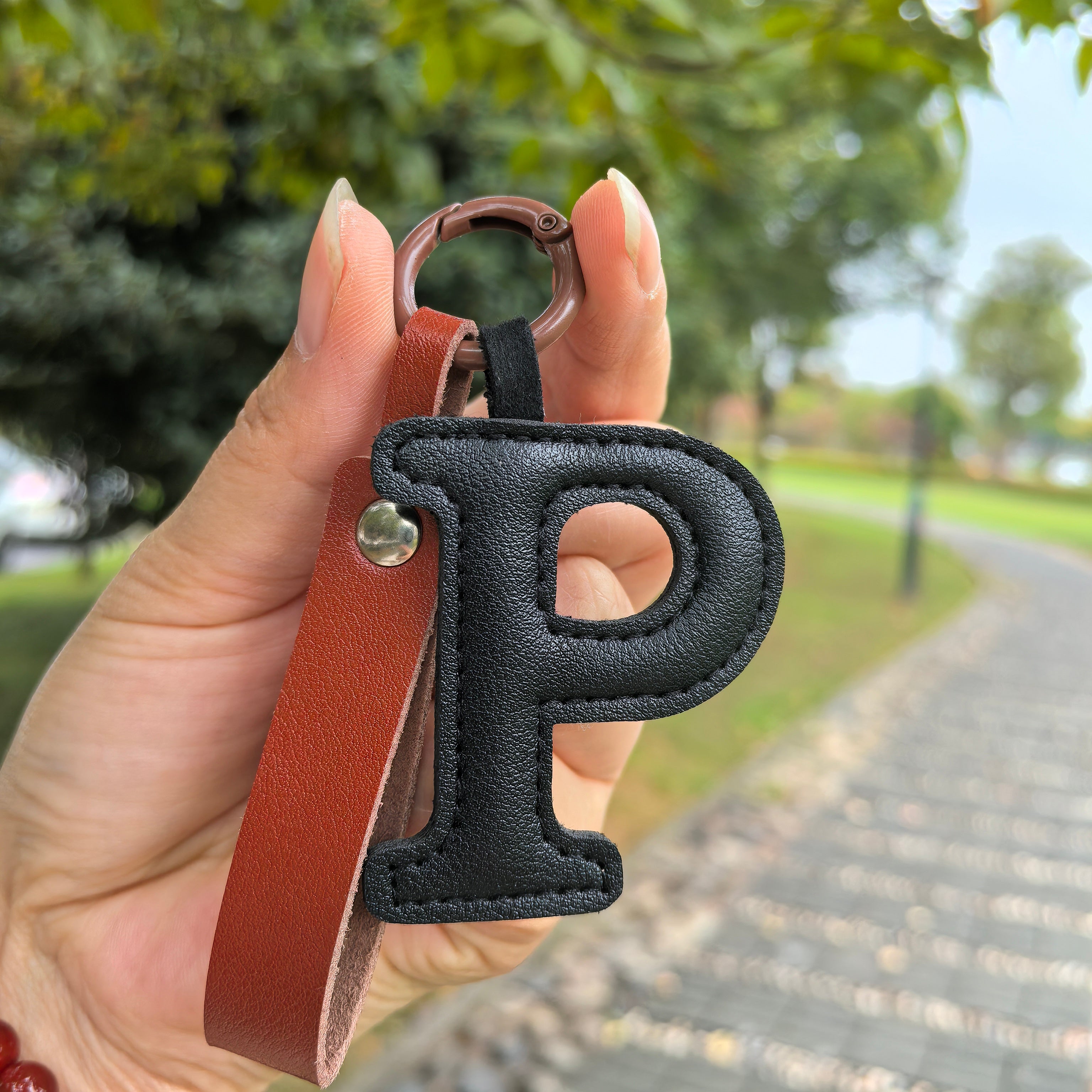 Şokoladlı İngilis hərfli açar zənciri avtomobil açar zənciri çantası aksesuarı mobil telefon cazibəsi ST