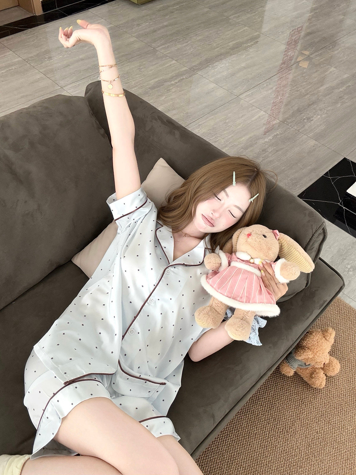 JoyceBra Koreya üslublu təzə ulduz buz ipək pijama qadınlar üçün 2026 yay sərin və geyilə bilən ev paltarı dəsti