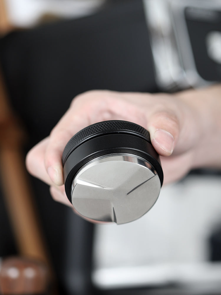 Paslanmayan poladdan espresso özü çəkisi toz distribyutoru, uyğunlaşma hündürlüyü 51/58 mm toz pres bazası üç hissəli dəst