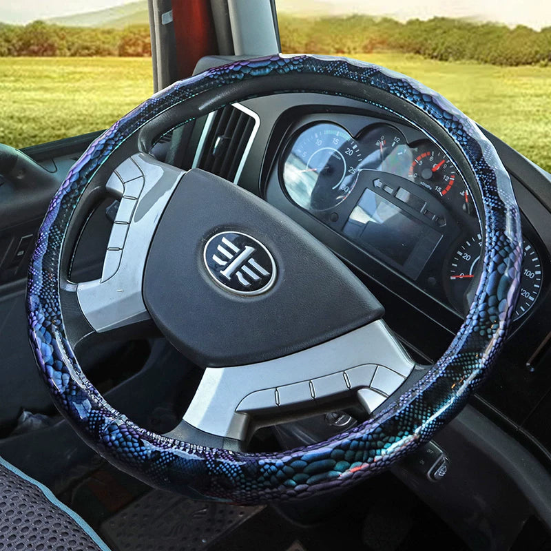 Yük maşınları üçün sükan örtükləri Delong, Jiefang, Chenglong, Geerfa, JAC, Dongfeng, Tianlong, Tianjin və digər kommersiya nəqliyyat vasitələri ilə uyğun gəlir.