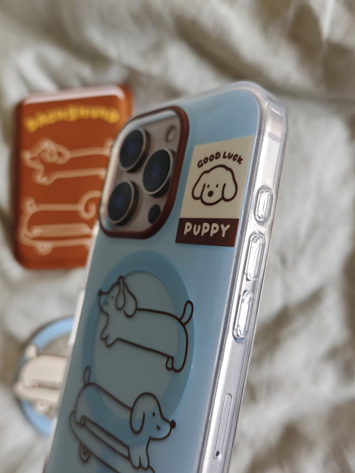 Göy mavi xətlər skeytbord dachshund maqnitli ikiqat imd cib telefonu qutusu iphone16promax üçün uyğun anti-fall 17 alma 15 braket 14 kart çantası kişi və qadın niş təzə 13 sadə buzlu