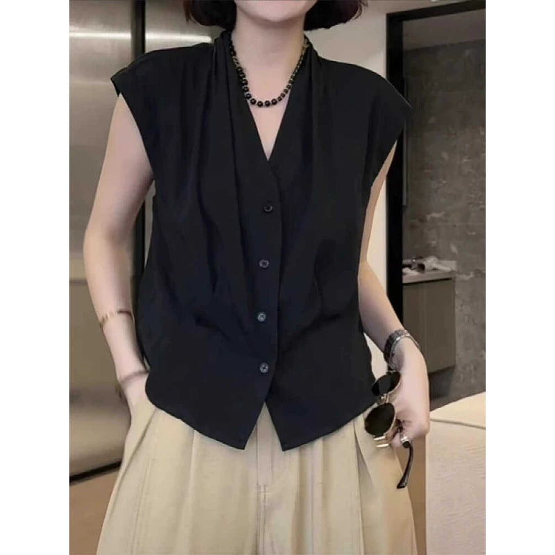 Böyük ölçülü qadınlar üçün fransız üslubunda yüksək keyfiyyətli V-yaxalı qolsuz jilet, yay dəbli Avropa üslublu köynək topu.
