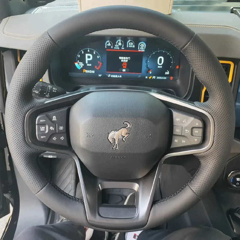 Xüsusi olaraq 2024 Ford Fiat Raptor sükan örtüyü, orijinal dəri, əl ilə tikilmiş, xüsusi hazırlanmış, tam örtüklü interyer modifikasiyası üçün hazırlanmışdır.