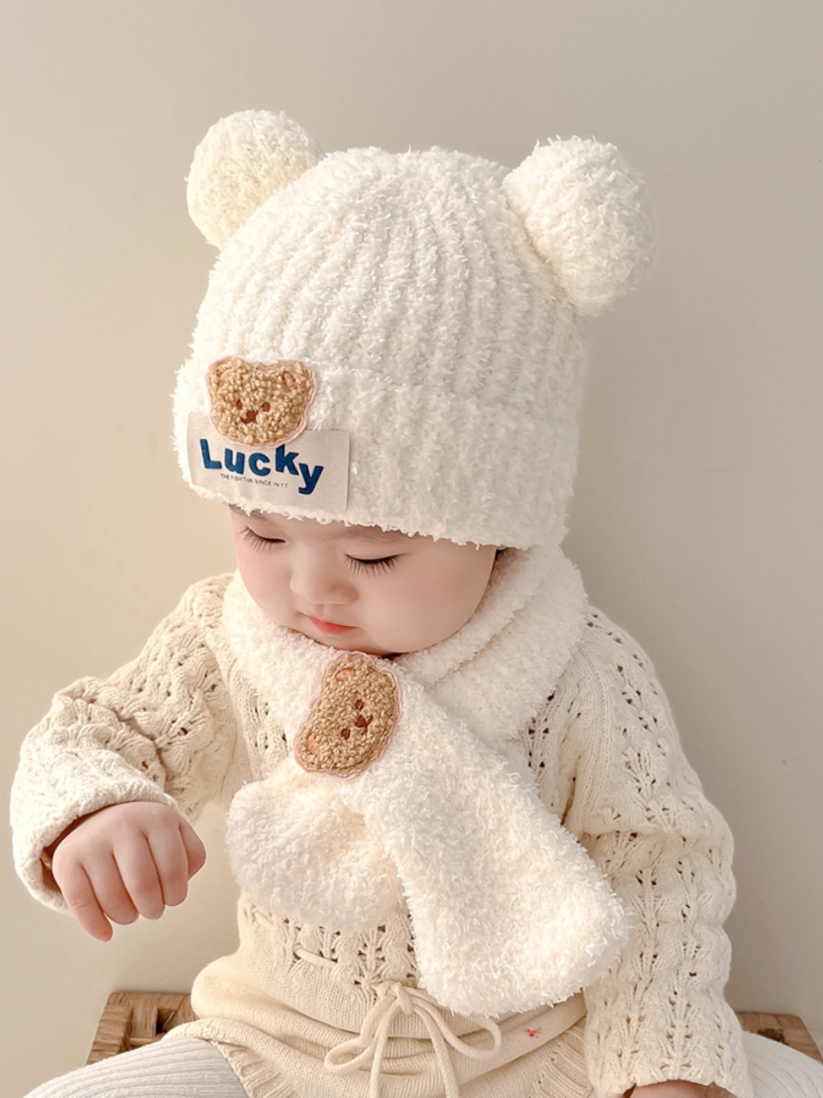 Körpə papağı və şarfı iki hissəli dəst, şirin ayı körpəsi qulaqcıqlı papaq, qalın və isti, oğlan və qızlar üçün, payız və qış üçün idealdır.