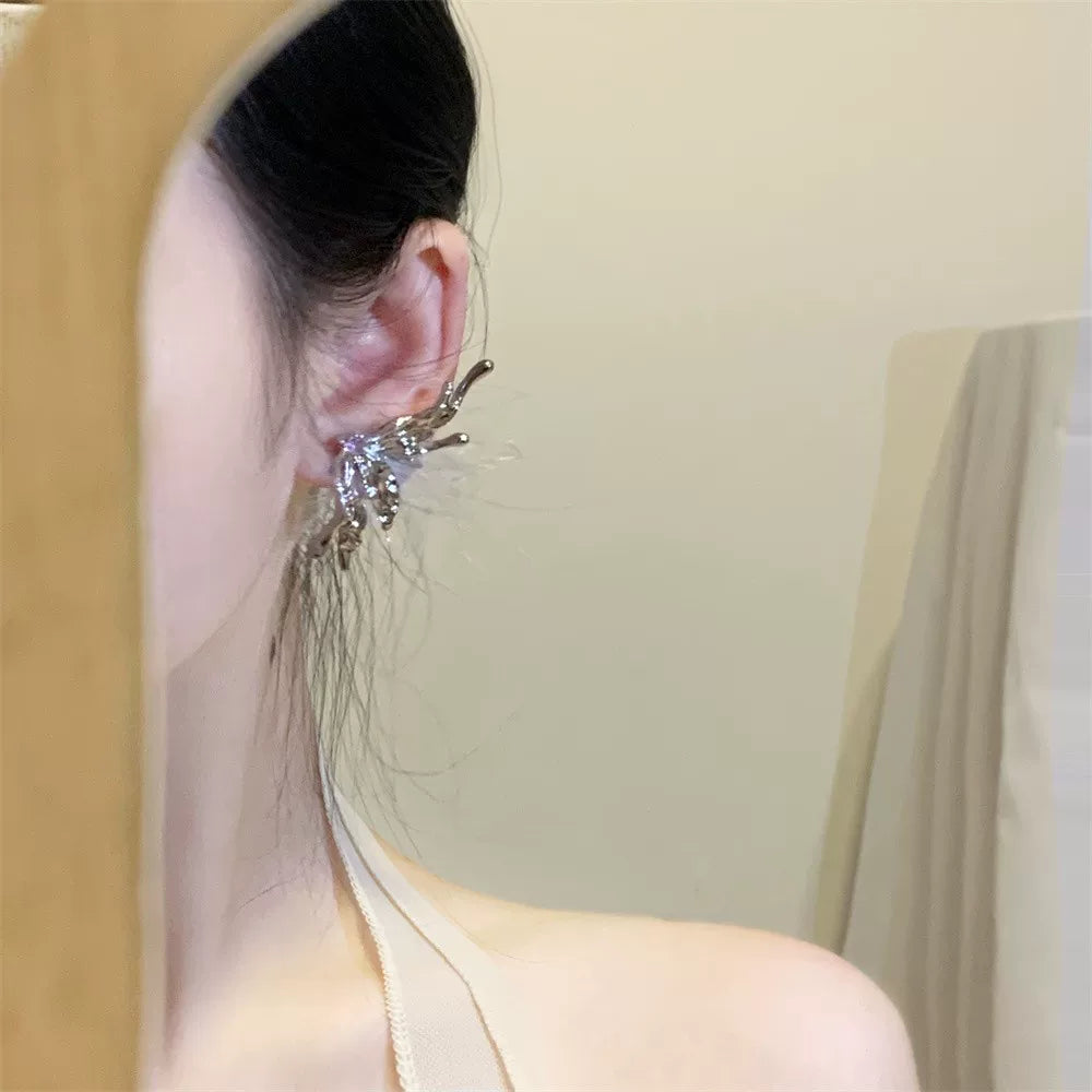 FIXOOFIX Kəpənək Püsküllü Qulaq Qarmağı Qulaq Qısqacları Deşikli Qulaqsız Qadınlar üçün - Niş Zərif Qısqaclı Qadınlar üçün Sırğalar - Əlverişli Lüks