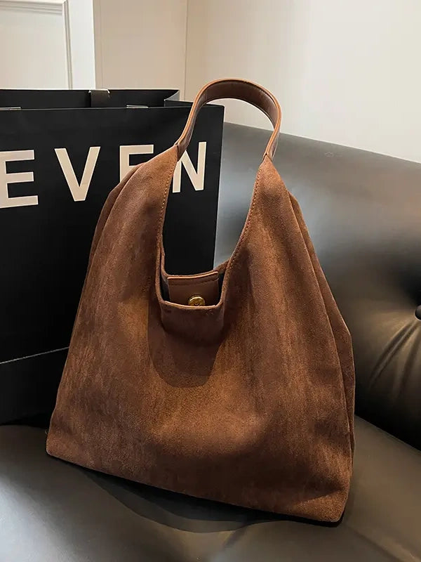 Retro iced large women's bag, the best-selling style of 2025, a new winter shoulder bag with a high-quality feel, perfect for going to work.