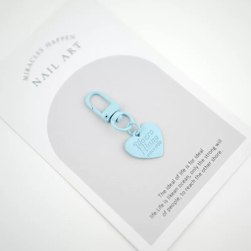 Ürək formalı kulon, konfet rəngli şarf, AirPods metal açar zənciri, Koreya hərfli qulaqcıqlar, çantalar üçün ürək formalı aksessuarlar.