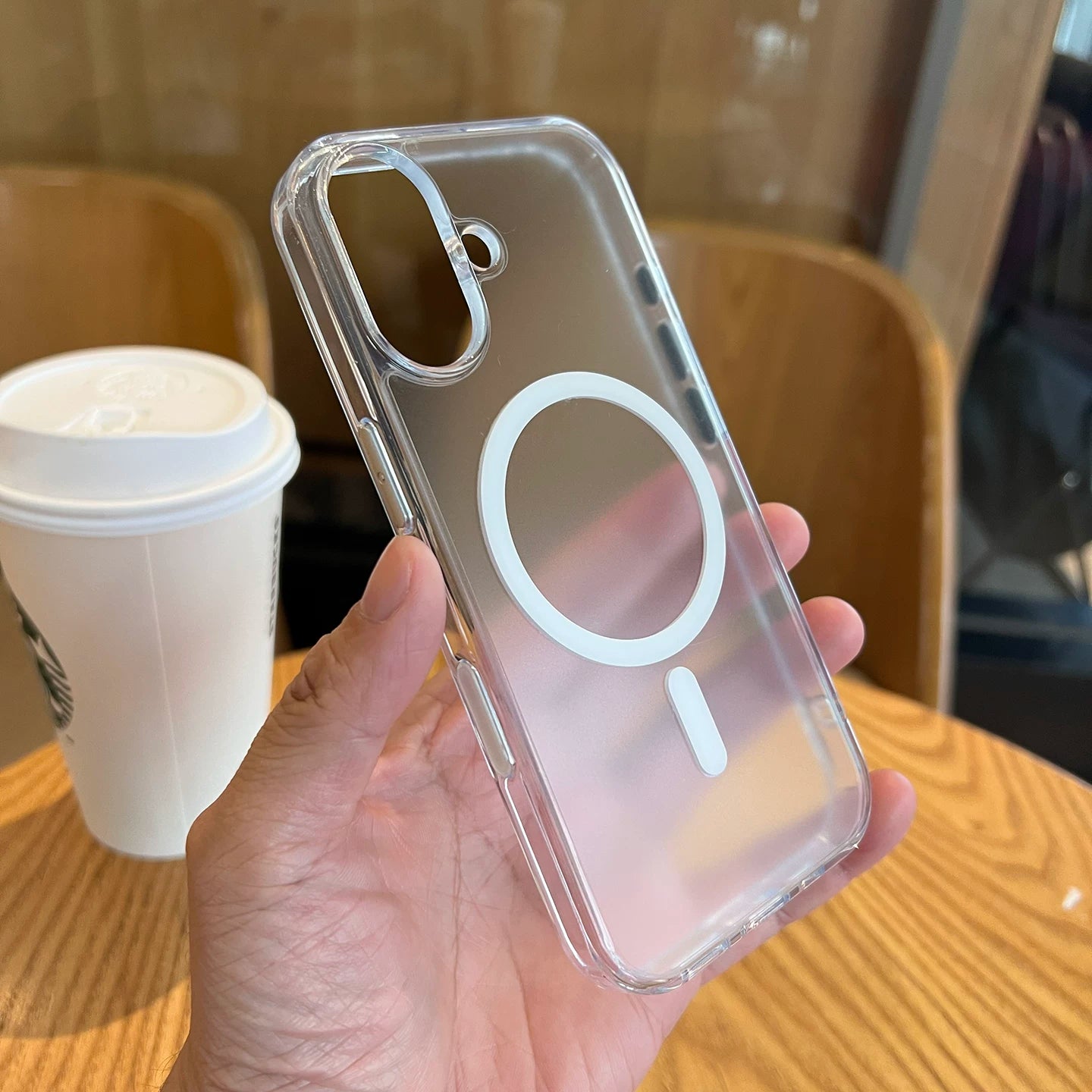 Ai kamera düyməsi hər şey daxil olmaqla Apple 17 mobil telefon qutusu iPhone17promax maqnit doldurma yumşaq rezin qoruyucu örtük 16ProMax düşməyə qarşı 15Pro sadə şaxtalı şəffaf lent dəliyi
