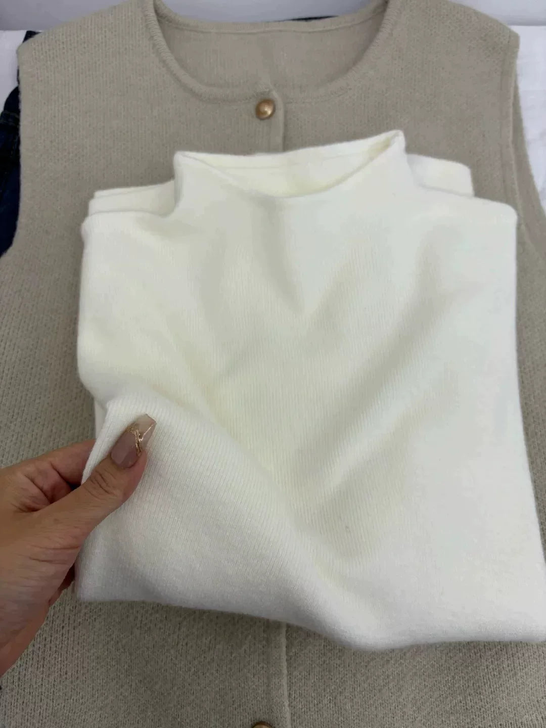 2025-ci ilin payız ayı üçün yumşaq və rahat yaxalıqlı sviter, sadə və dəbli, hündür yaxalı toxunma alt qat, qış topu