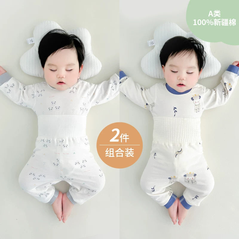 Qış üçün qalınlaşmış flis astarlı, sıx oturan termal alt paltarı, iki hissəli termal üst geyim və şalvarlı körpə geyim dəsti.