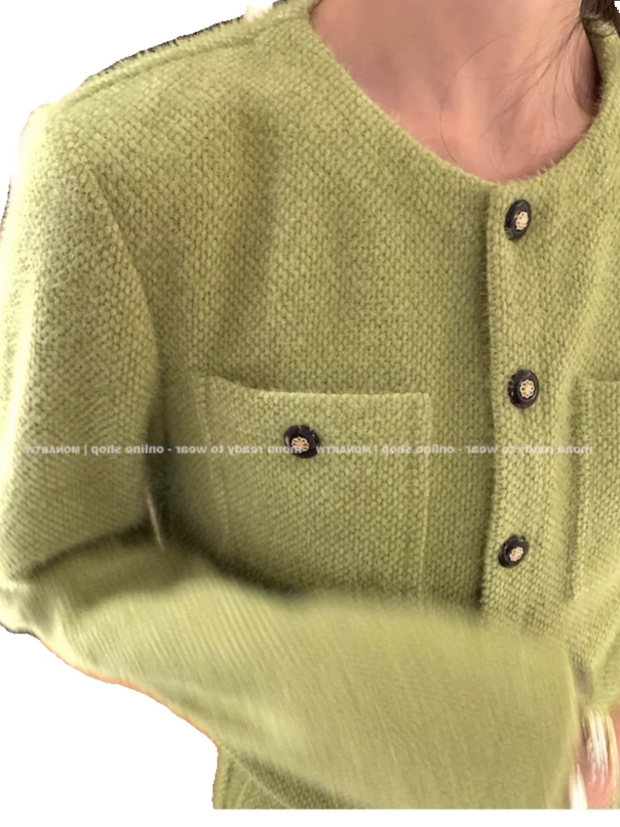 UM Chanel-inspired women's spring and autumn daily knitwear set, elegant cardigan jacket, high-waisted pants, fashionable and youthful two-piece set.