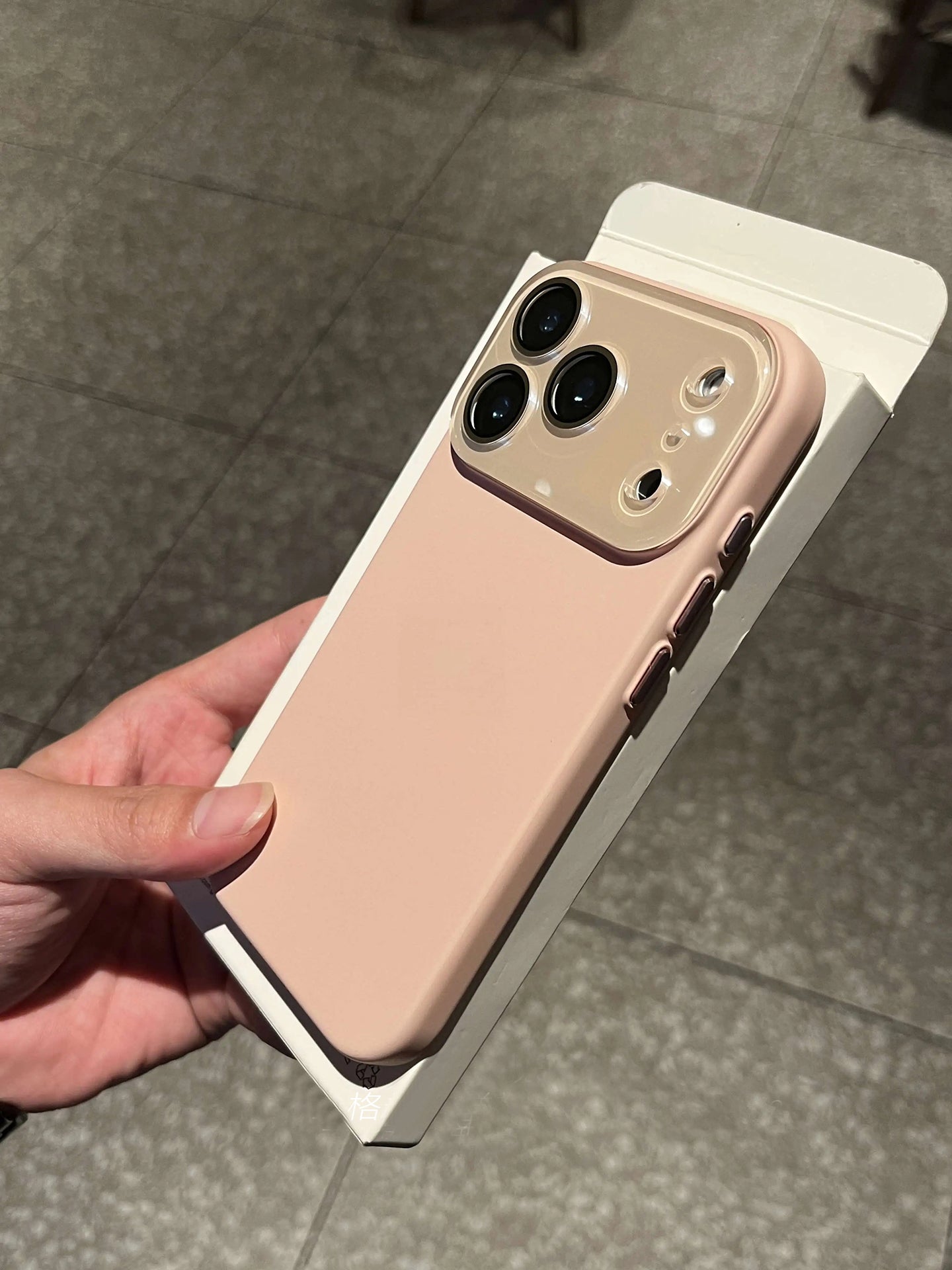 Taro bənövşəyi iphone17promax mobil telefon qutusu üçün uyğundur, yeni yüksək səviyyəli ultra nazik şaxtalı korpus Apple 16Pro niş qadın modeli 15Plus obyektiv hər şey daxil Hava düşmə əleyhinə 14 qoruyucu örtük 13