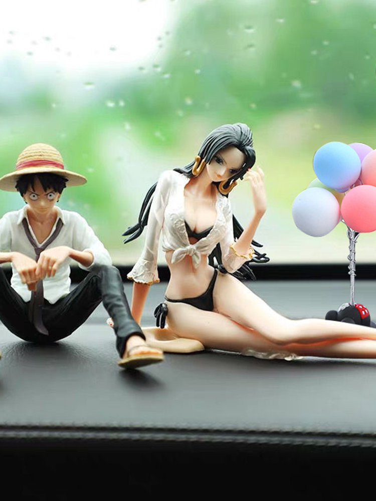 Anime One Piece Avtomobil Dekorasiyası Gülən Üz Lüffi Zoro Əl işi İnternet Məşhur Avtomobilin Mərkəzi Konsolu Daxili Dekorasiya Kuklası