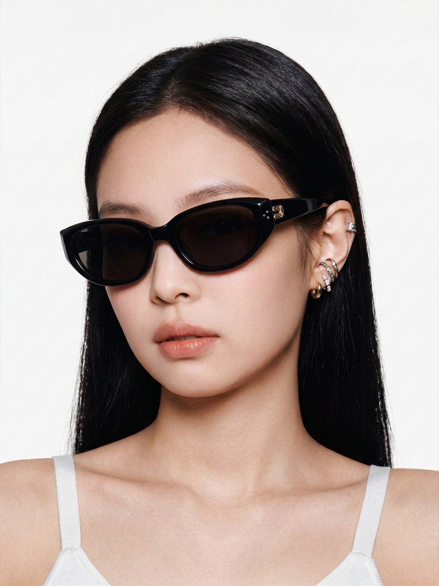 Jennie'nin eyni pişik gözü günəş eynəyi qadın GM günəş eynəyi kişi vanil miyopiya boni yüksək səviyyəli 2026 yeni stil